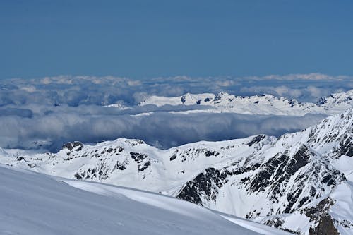 Immagine gratuita di alpi, catena montuosa, cielo azzurro