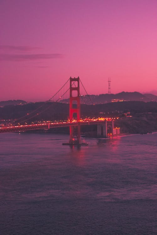 Golden Gate Bridge In De Schemering