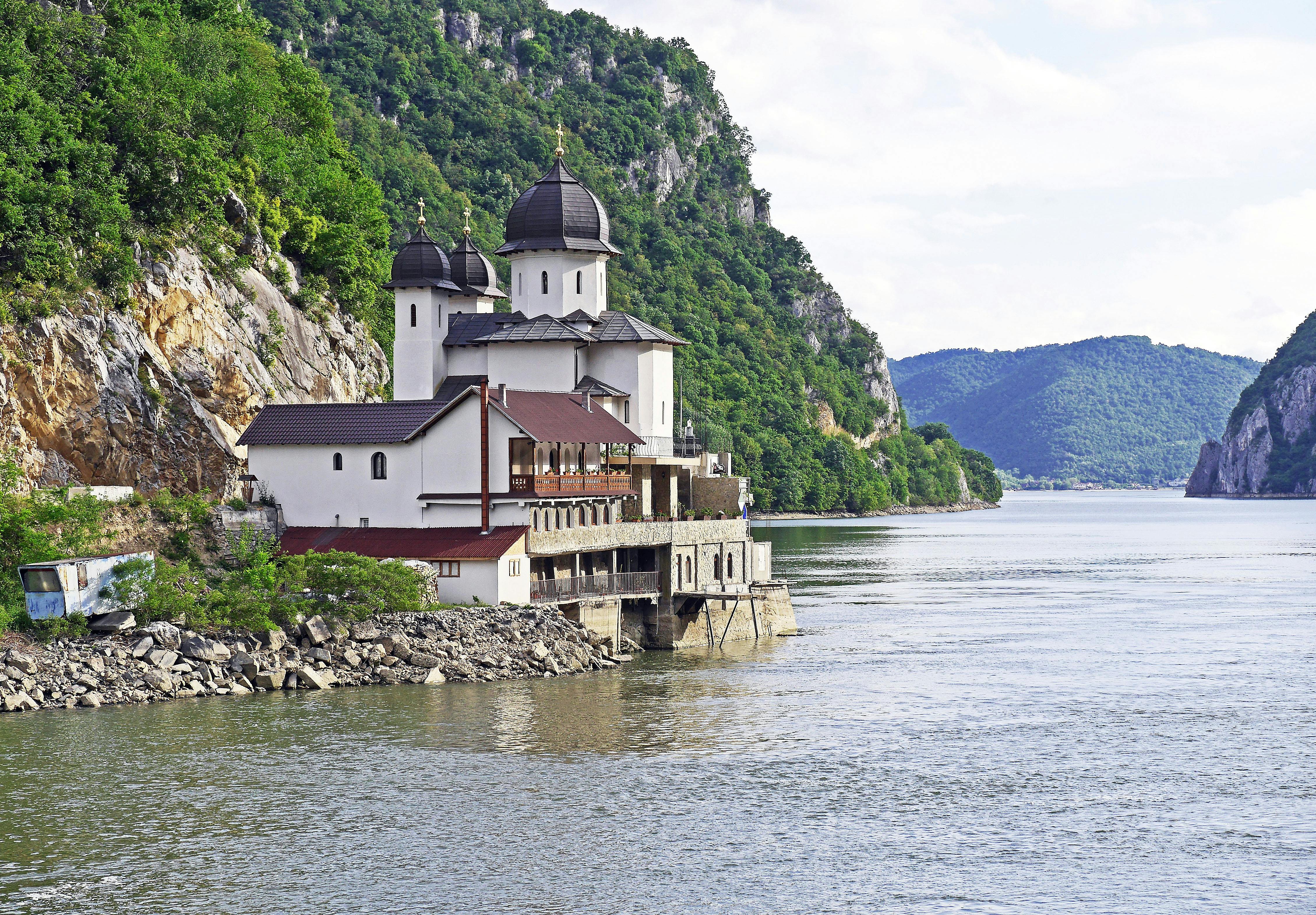 Danube 4K wallpapers for your desktop or mobile screen free and easy to  download