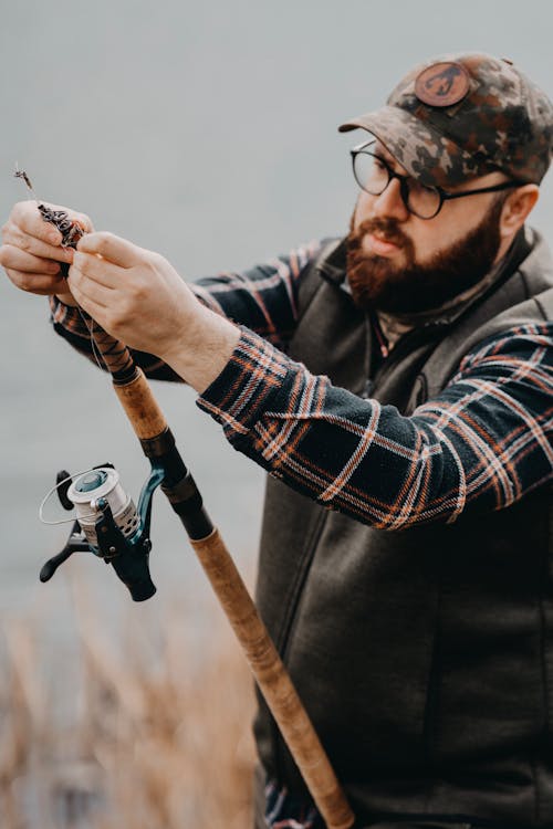 Fotos de stock gratuitas de barba, caña de pescar, chaleco