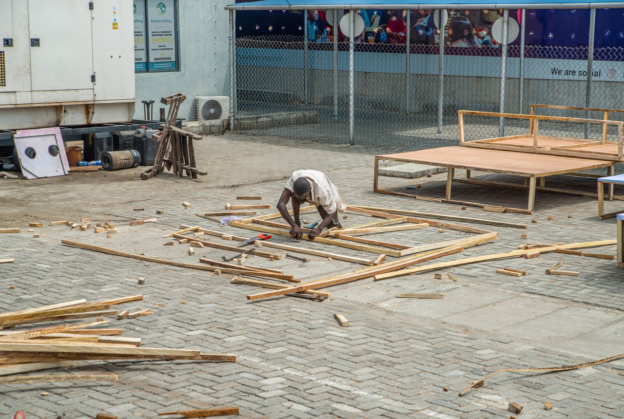 House removals Ulcombe — removals work in progress