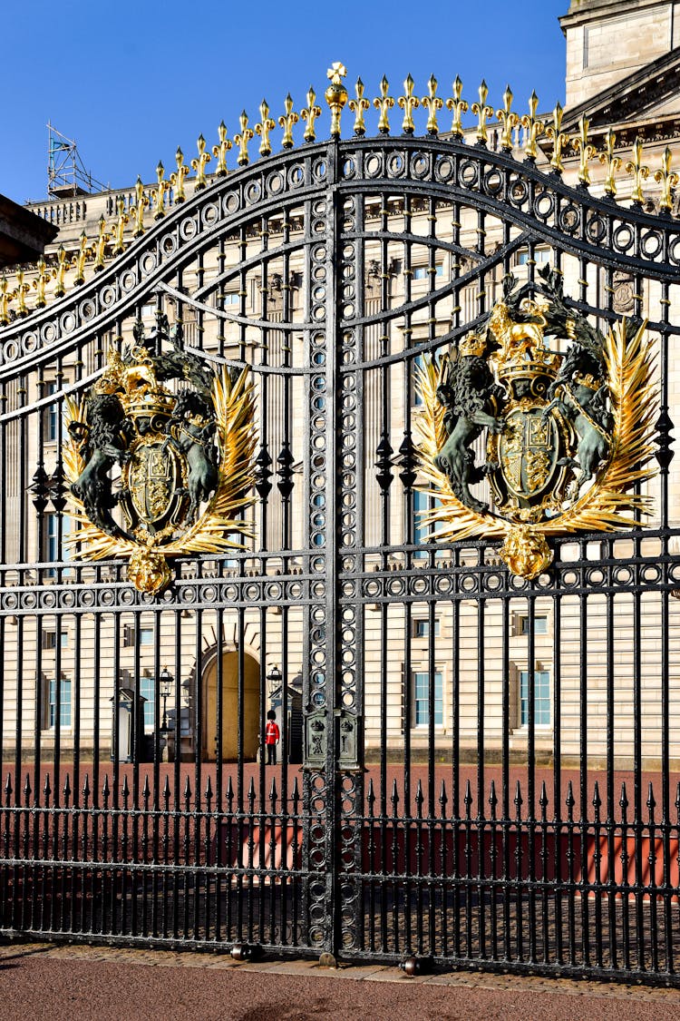 View Of The Gate To The Buckingham Palace In London, England, UK 