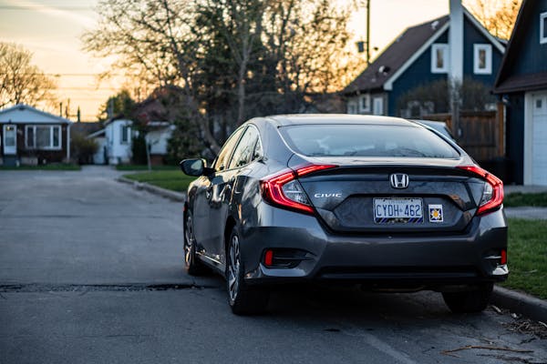 Honda CR-V: The Perfect Compact SUV for All Your Adventures