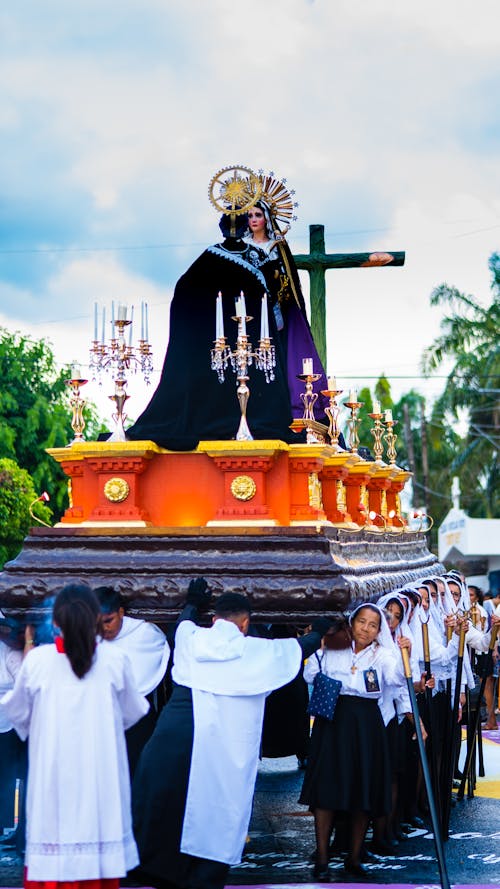 SEMANA SANTA VIERNES SANTO SANTO ENTIERRO 