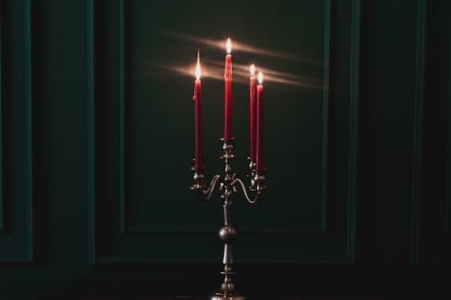 Immagine gratuita di camera, candela, candeliere