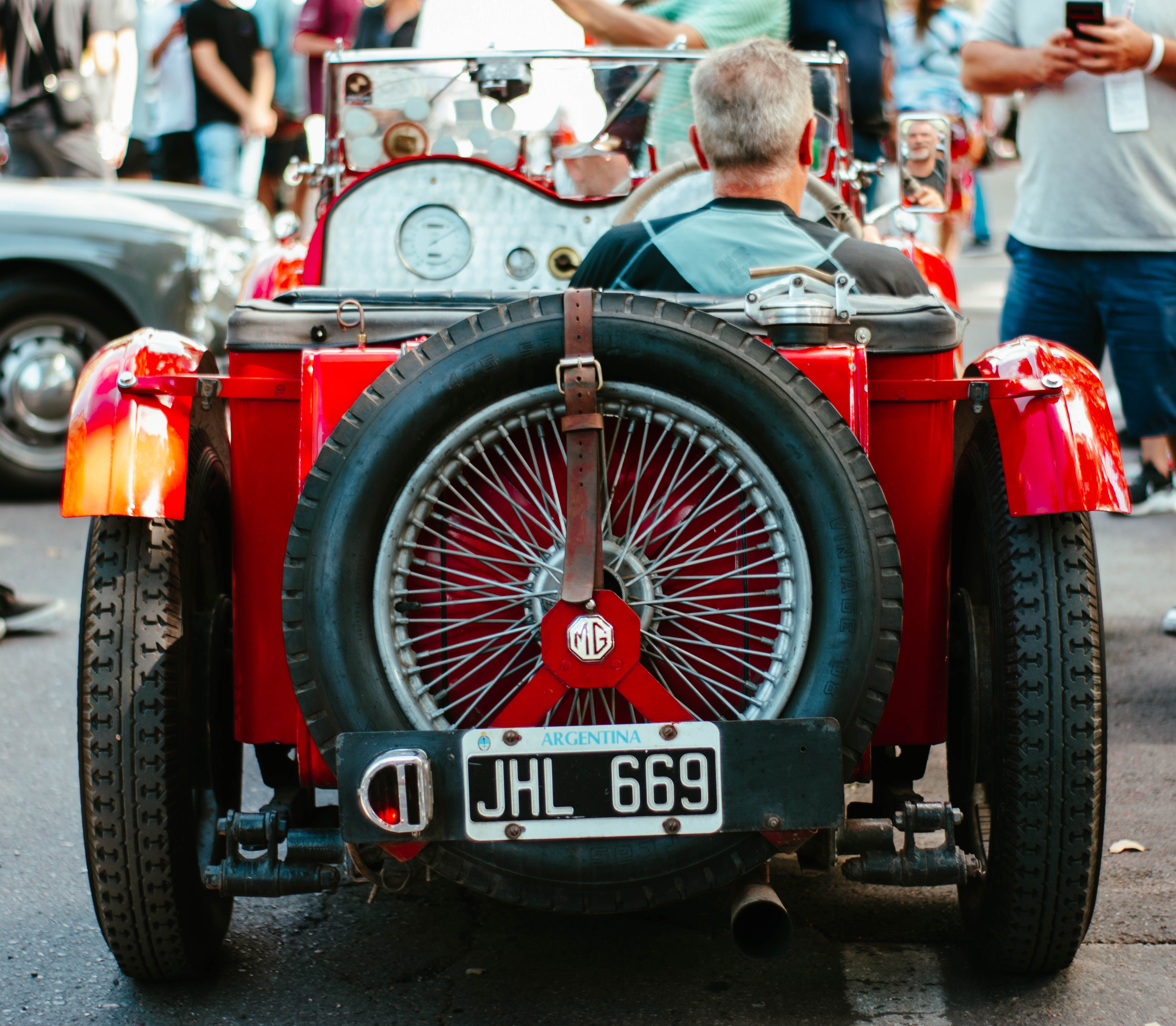 White Classic Mg Car · Free Stock Photo