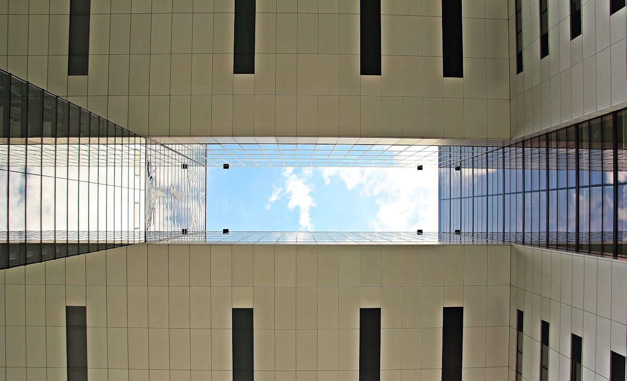 무료 고층 빌딩의 웜의 눈보기 사진 스톡 사진