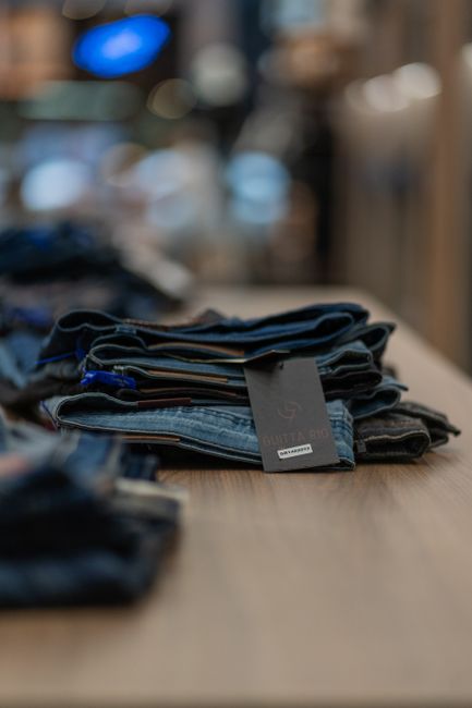 Alan Fabricio Domingos Anhaia — moda e estilo