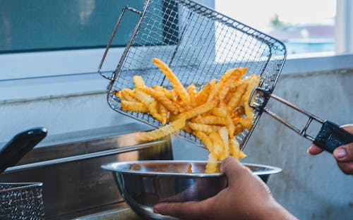 PAPAS FRITAS EN LA FREIDORA