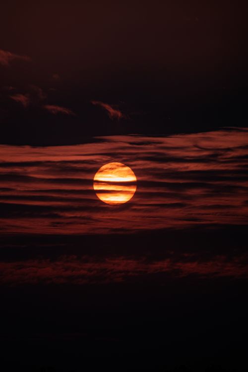 Eclipse of Moon at Dusk · Free Stock Photo