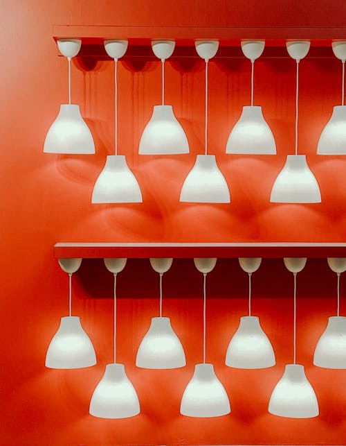 Darmowe zdjęcie z galerii z czerwone tło, dekoracyjny, lampy