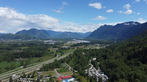 dağlar, drone çekimi, hava fotoğrafçılığı içeren Ücretsiz stok fotoğraf