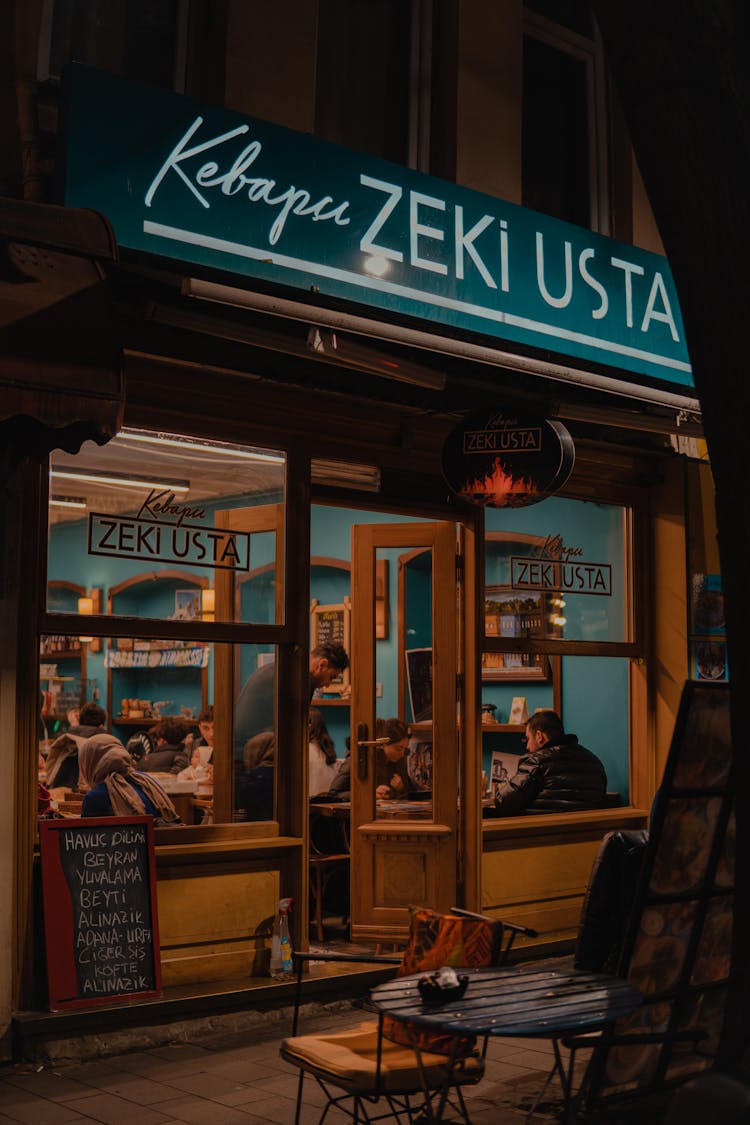 Front Of Zeki Usta Diner Full Of Customers