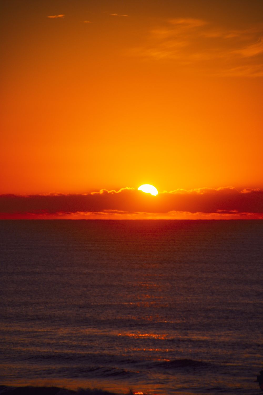 Yellow Sky over Shore at Sunset · Free Stock Photo
