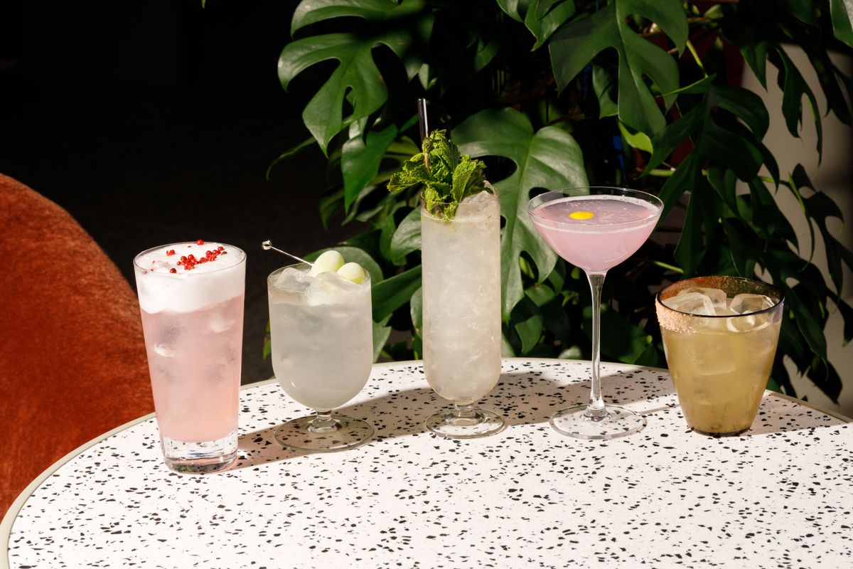 Speakeasy : d'où vient ce concept de bar caché - Le speakeasy adopté par les bars français