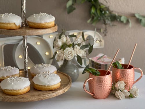 Cups, Roses and Donuts