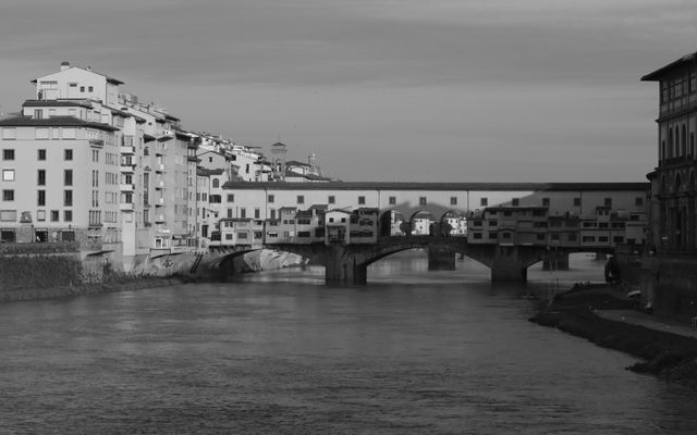 Photo: Efrem Efre on Pexels Monochrome image of the historic Ponte Vecchio bridge over the Arno River in Florence, Italy.