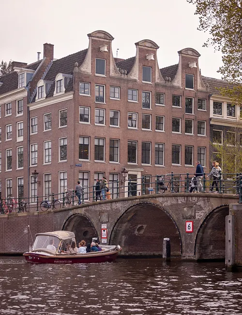 Visiting the Anne Frank House in Amsterdam: Essential Guide