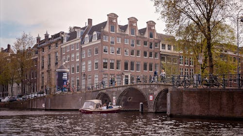 Δωρεάν στοκ φωτογραφιών με Άμστερνταμ, βάρκα, γέφυρα