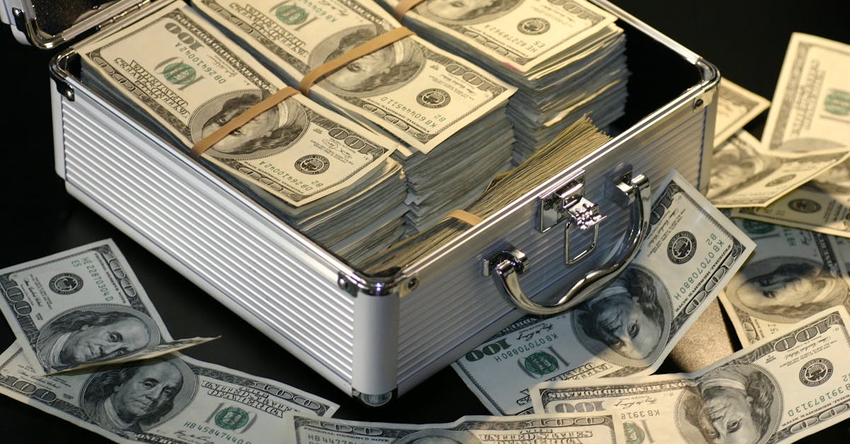 投資理財:5招基金投資術大公開!財經主播教你定期定額滾千萬