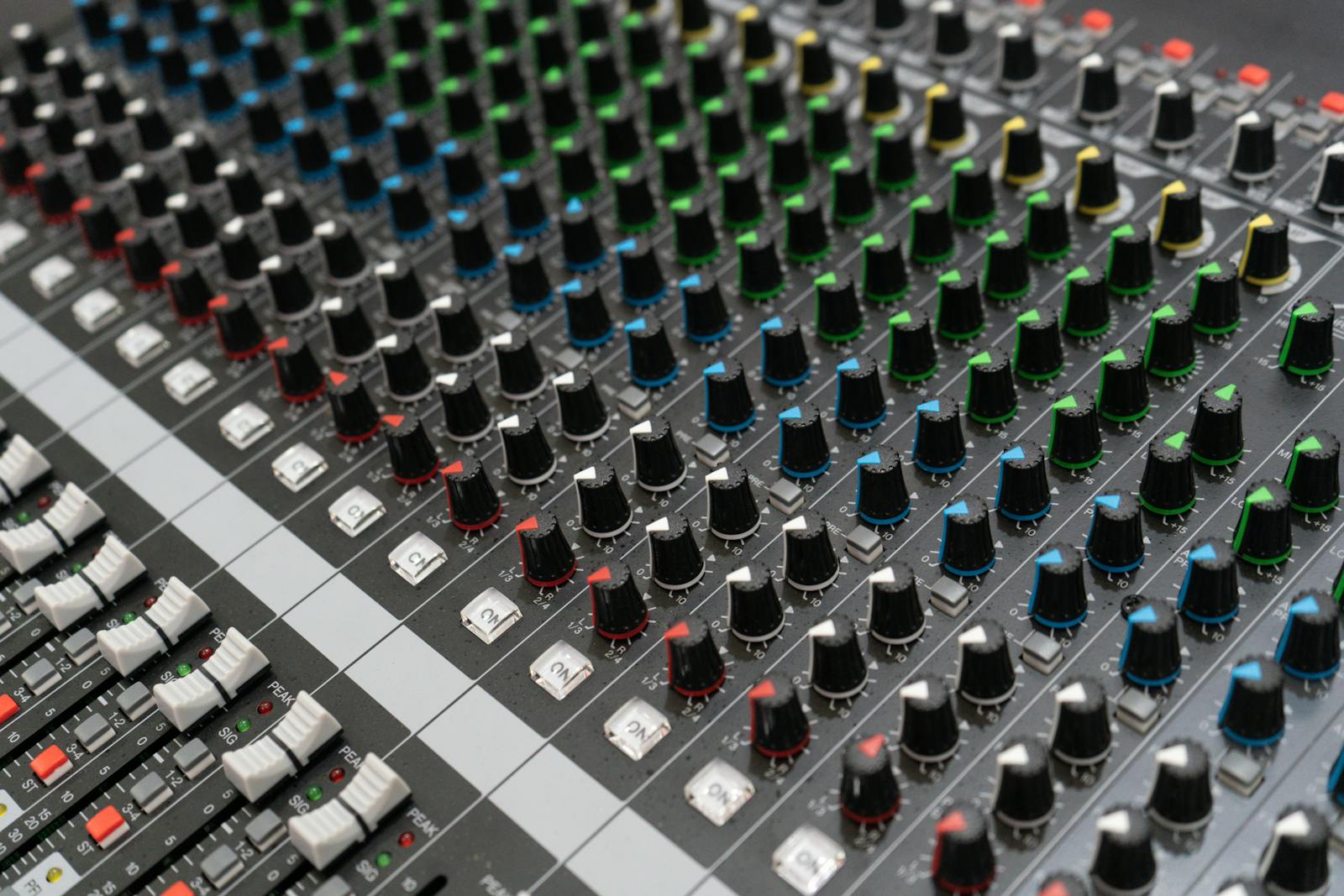 Black and Gray Audio Mixer · Free Stock Photo