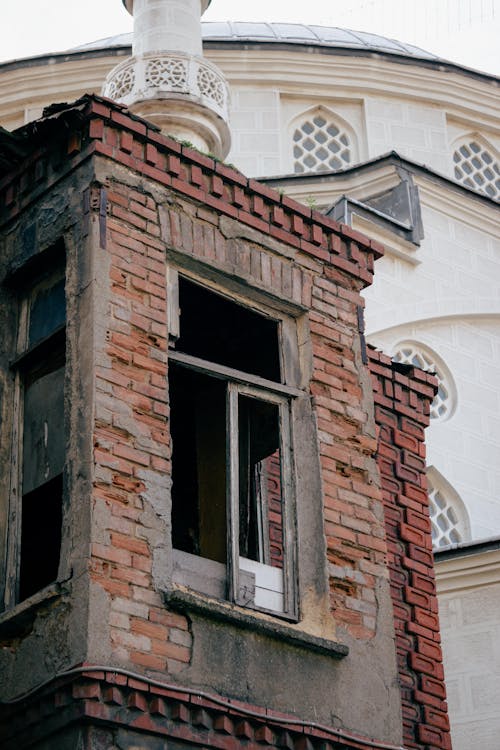 Foto d'estoc gratuïta de abandonat, edifici, finestra
