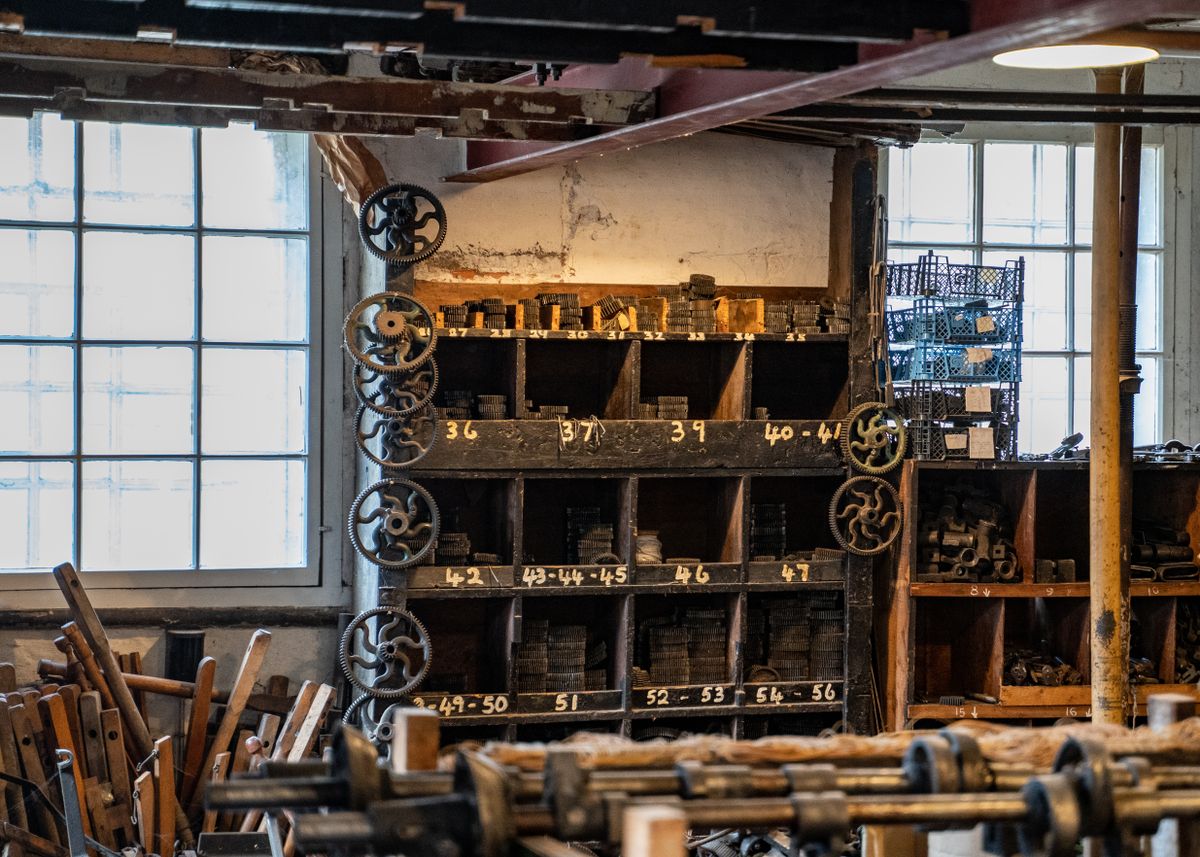 Wooden Drawers, Five-Cent Bolts, and Expert Advice: The Small-Town Hardware Stores That Stood the Test of Time