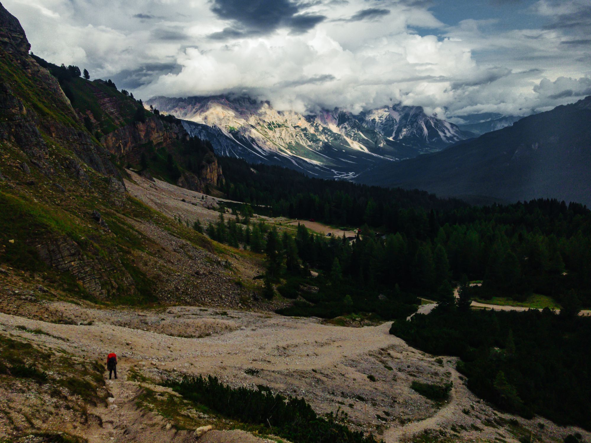 Stunning mountain view in the Dolomites, perfect for adventure and nature exploration.