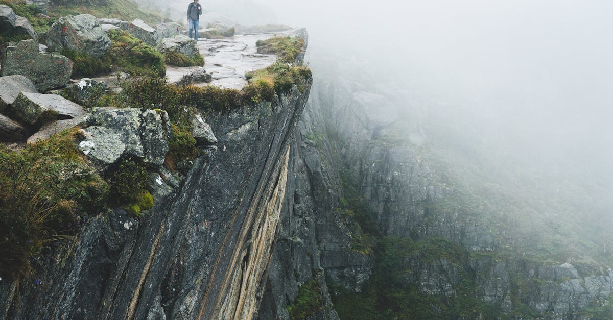 16縣市發布大雨特報 新竹縣山區慎防豪雨災情