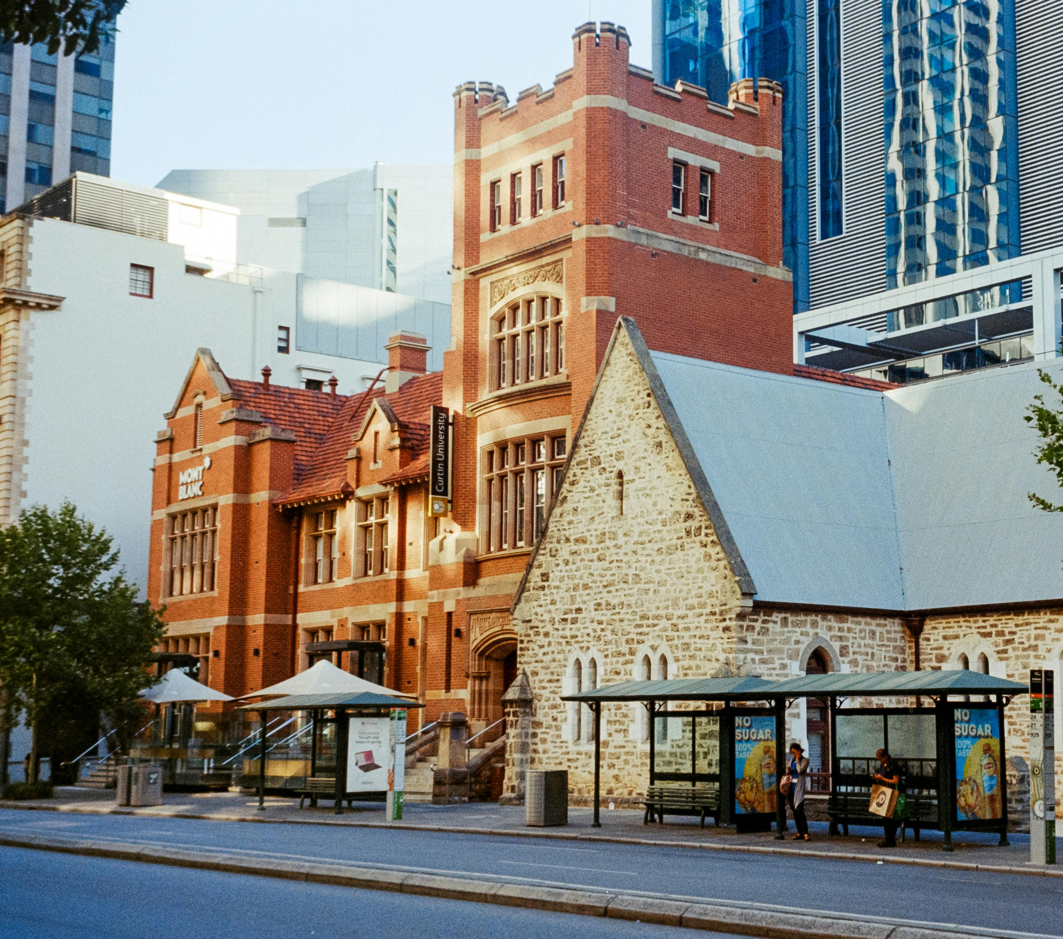 general education courses unsw — Photo by Tibor Janas on Pexels