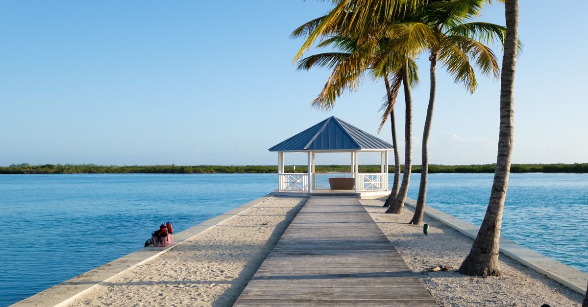 Grand Cayman Visa & Entry — Caribbean travel guide