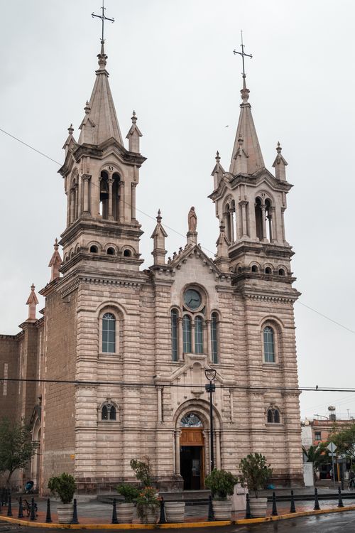 Free Explore the stunning architecture of a historic cathedral in Aguascalientes, Mexico. Stock Photo