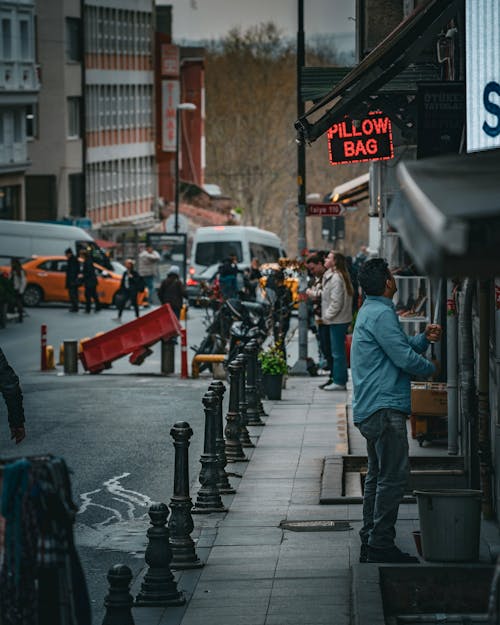 Δωρεάν στοκ φωτογραφιών με Άνθρωποι, αστικός, δρόμους της πόλης