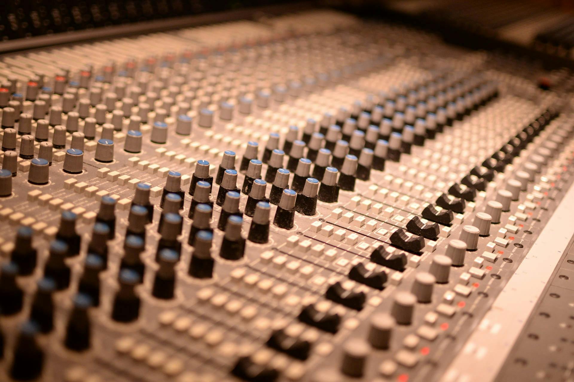 Wallpaper Recording Studio, Audio Mixing, Music Industry, Audio Engineer,  Electronics, Background - Download Free Image
