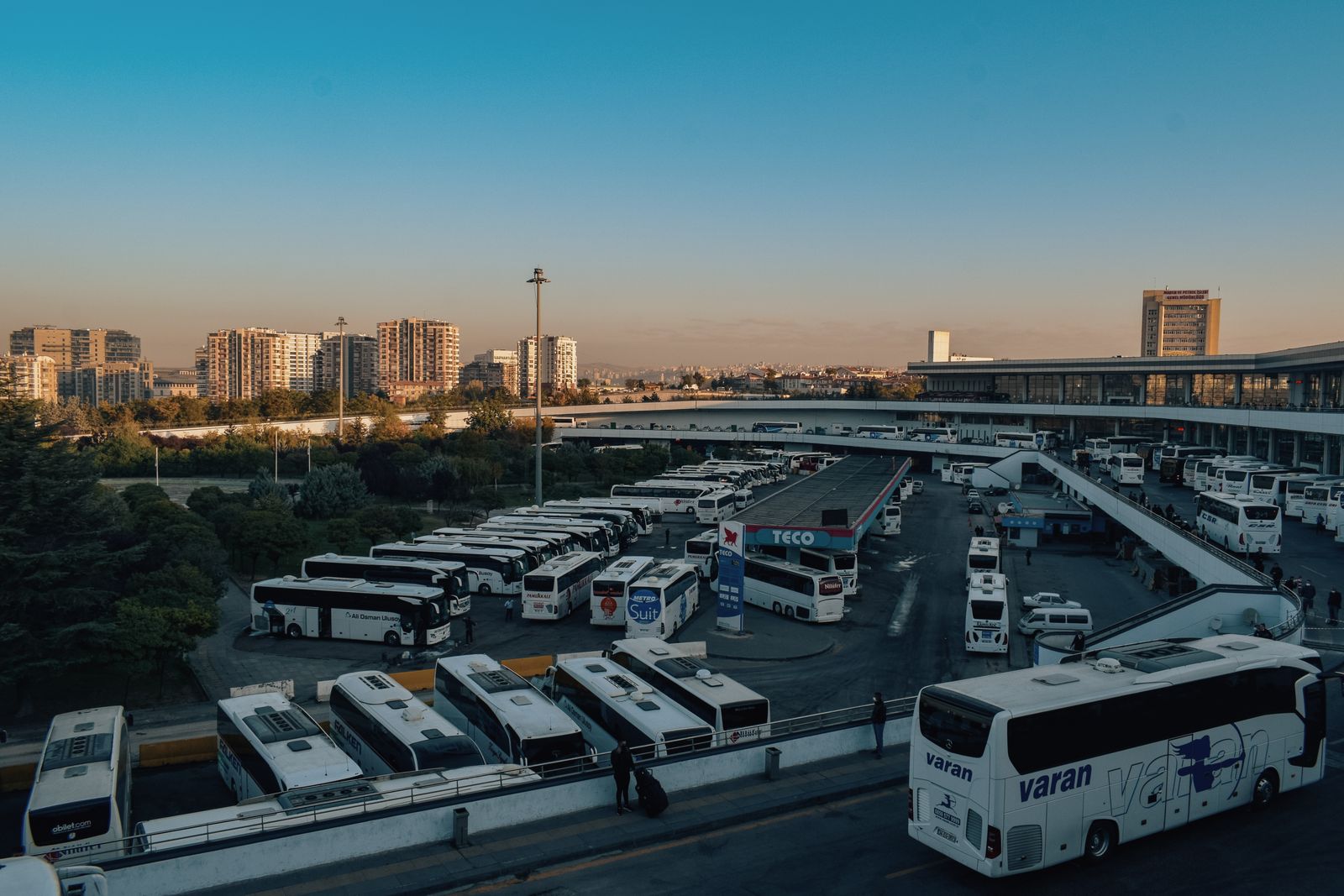 Пересадка між двома автобусними терміналами