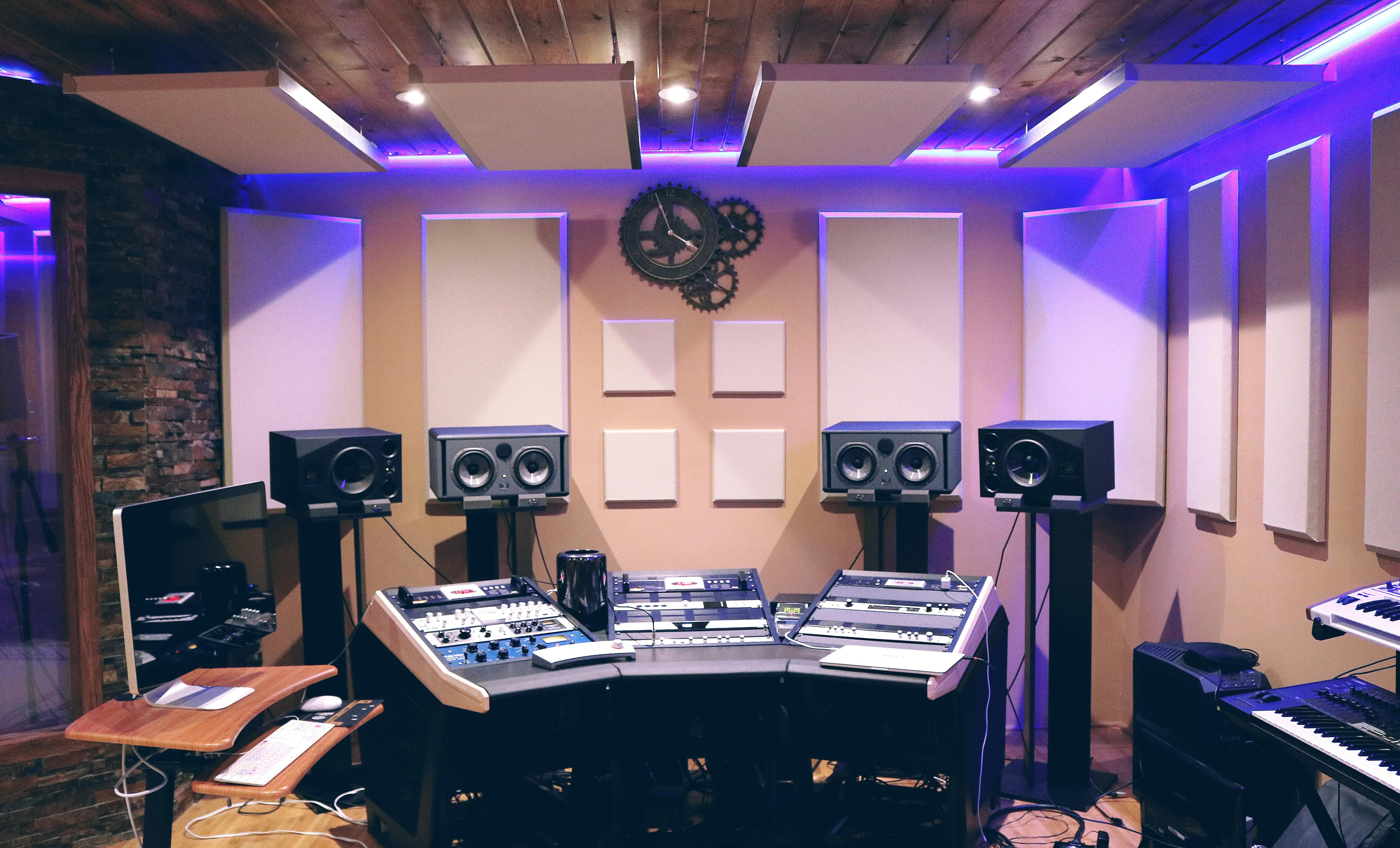 Top 96+ imagen music studio pictures