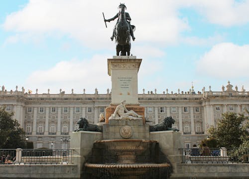 历史建筑, 噴泉, 希腊雕像 的 免费素材图片
