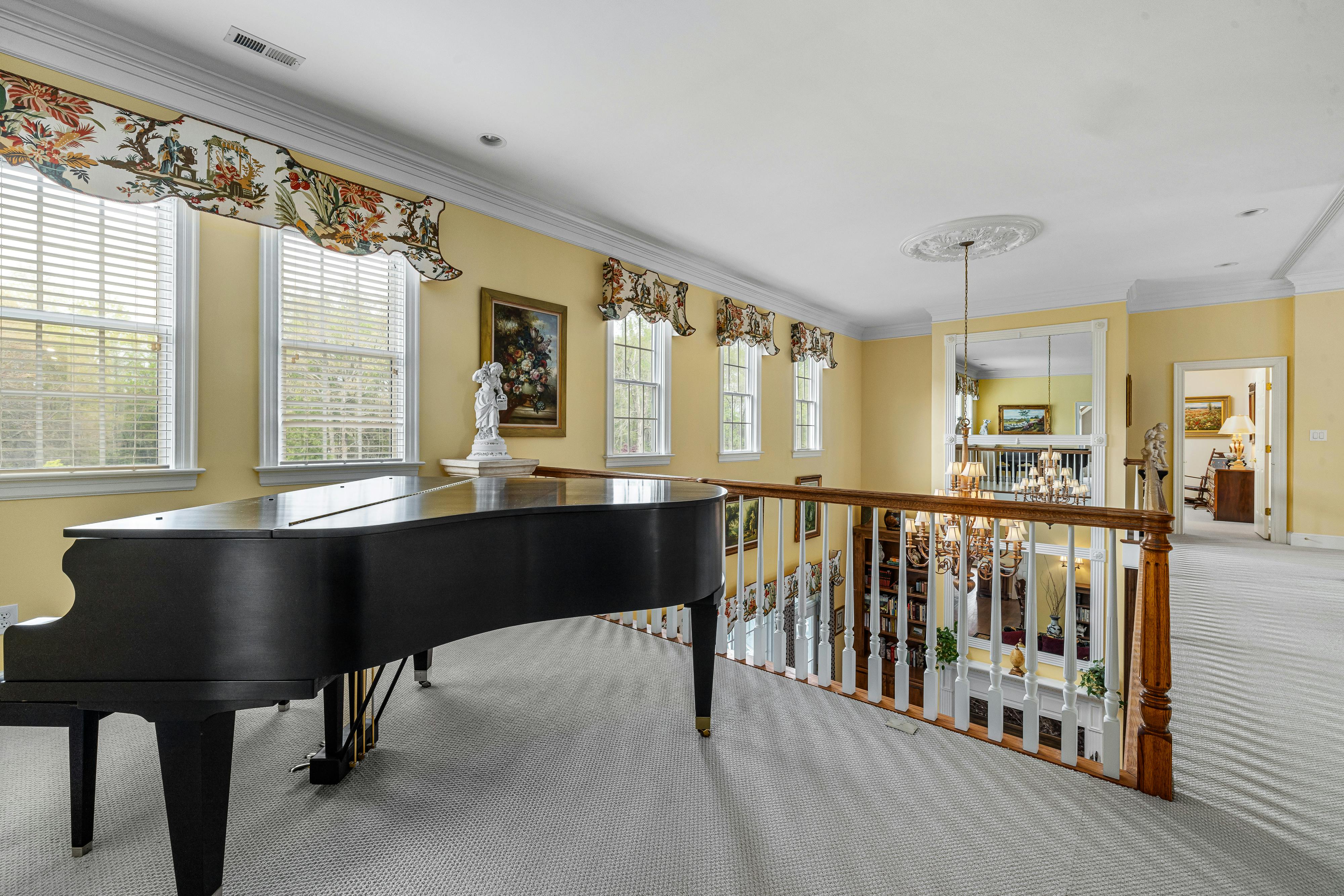 Piano near Windows and Railing · Free Stock Photo