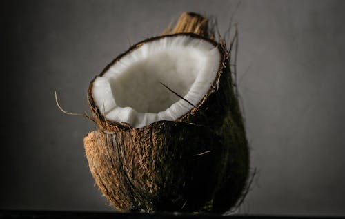 無料 ココナッツのクローズアップ写真 写真素材
