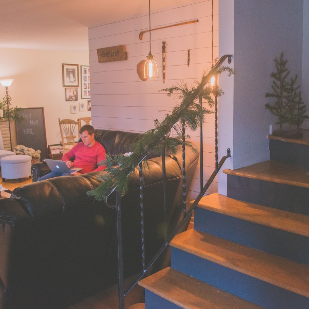 Painters and Decorators in Clerkenwell — dust sheets down and the room fully protected