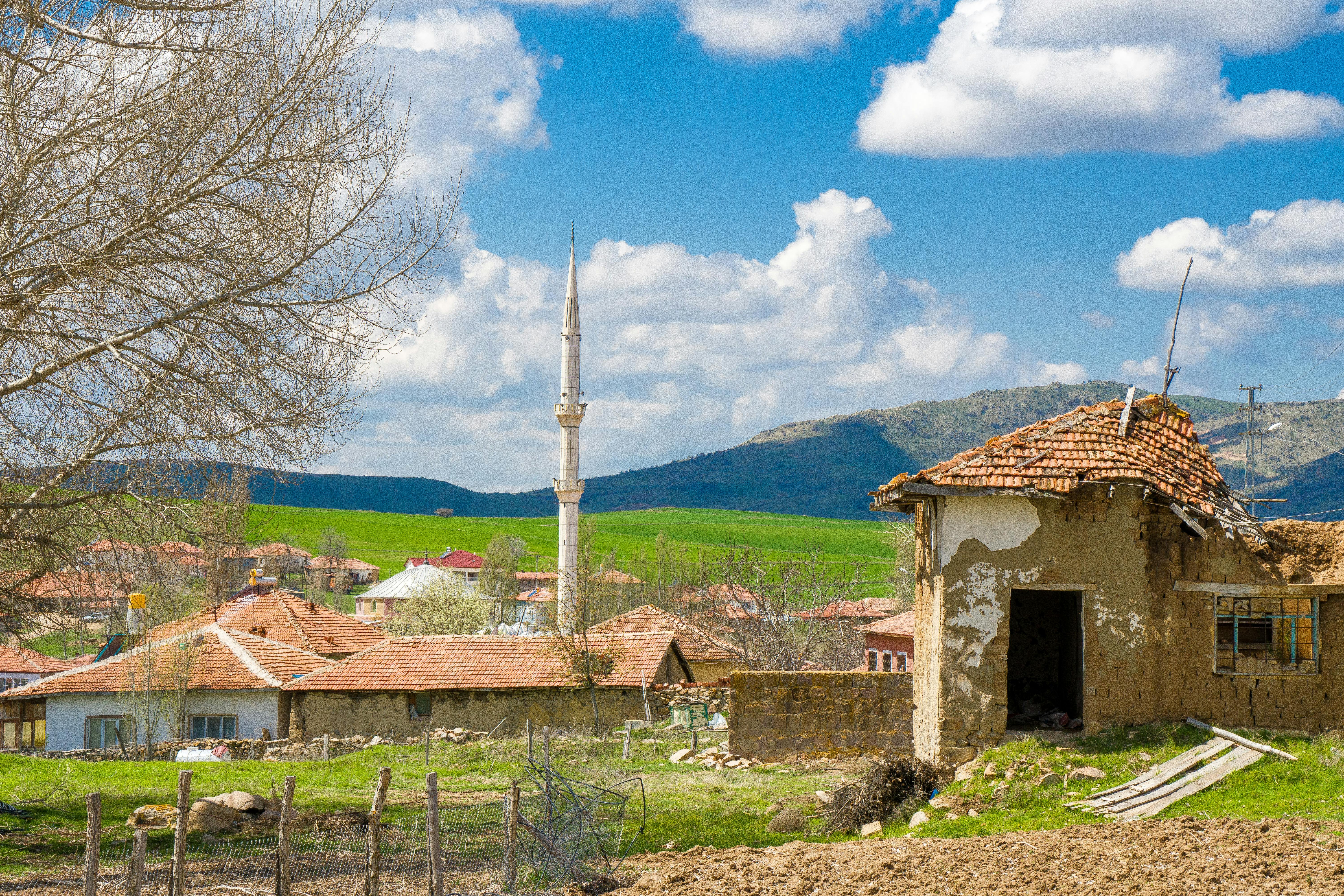 Ukrainian Attack on Village in Bryansk Region