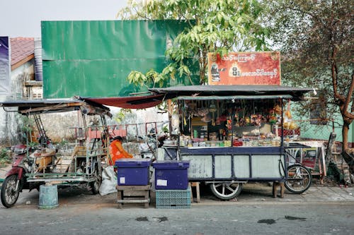 Immagine gratuita di bancarella, carrello del cibo, città