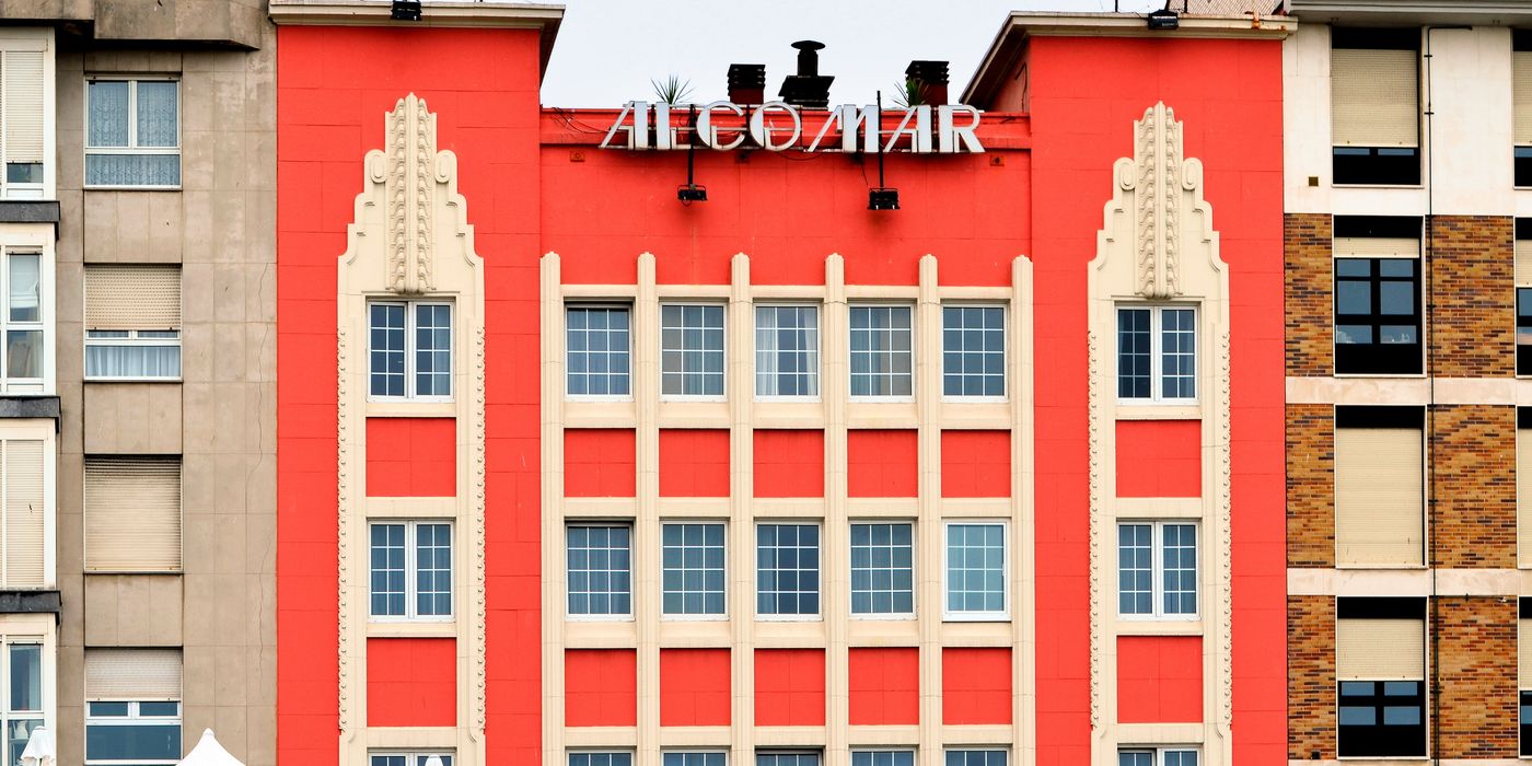 A city hotel facade in a destination where 2026 room rates are falling