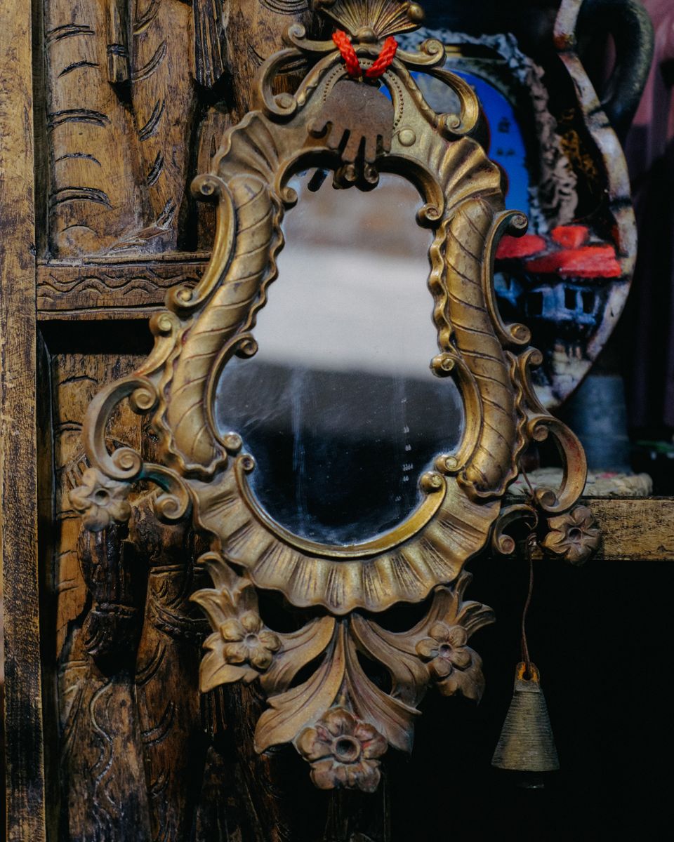 Aranmula metal mirror