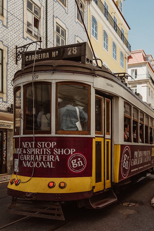Immagine gratuita di allenare, città, Lisbona