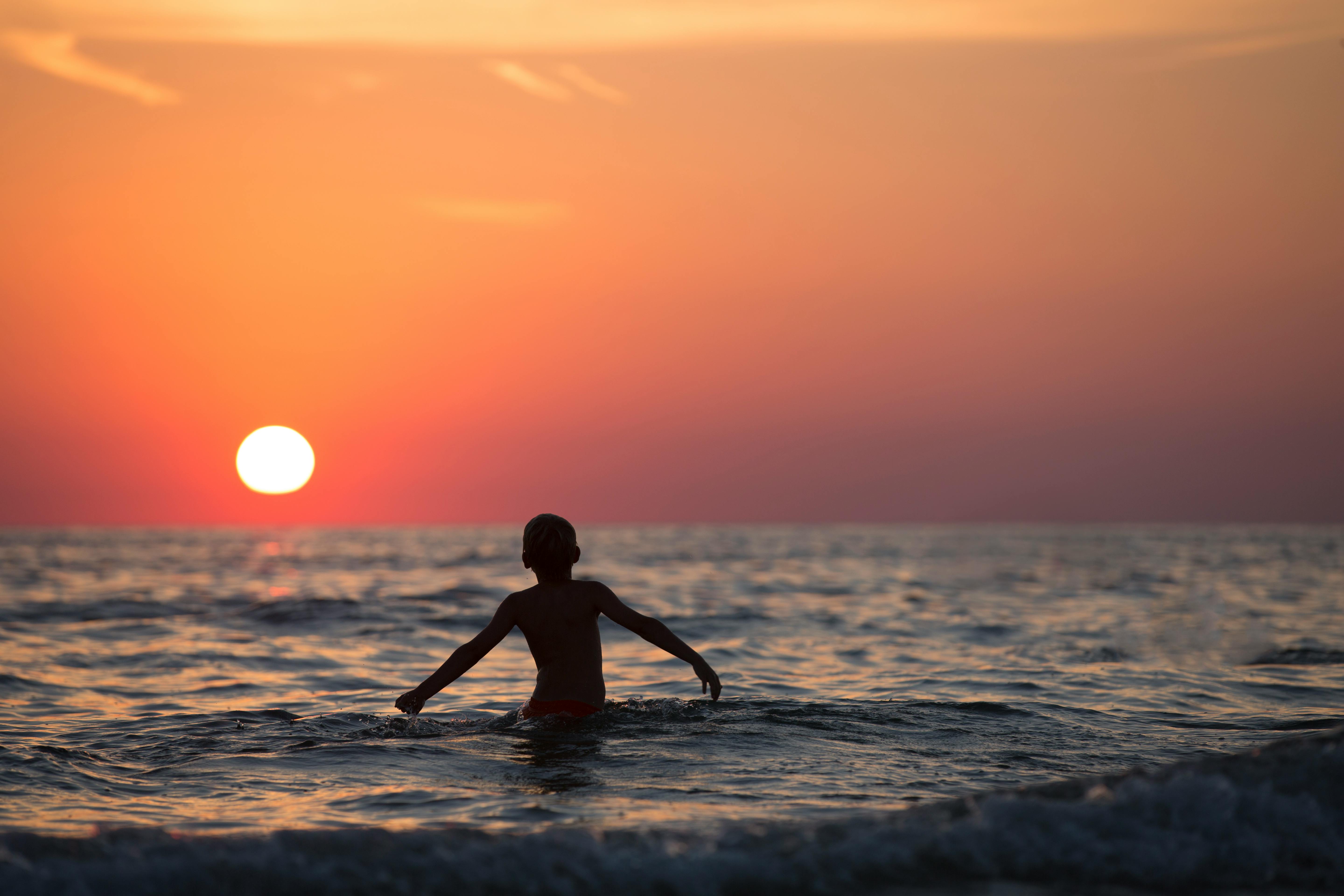 Girl Wearing Goggles on Beach in Black and White · Free