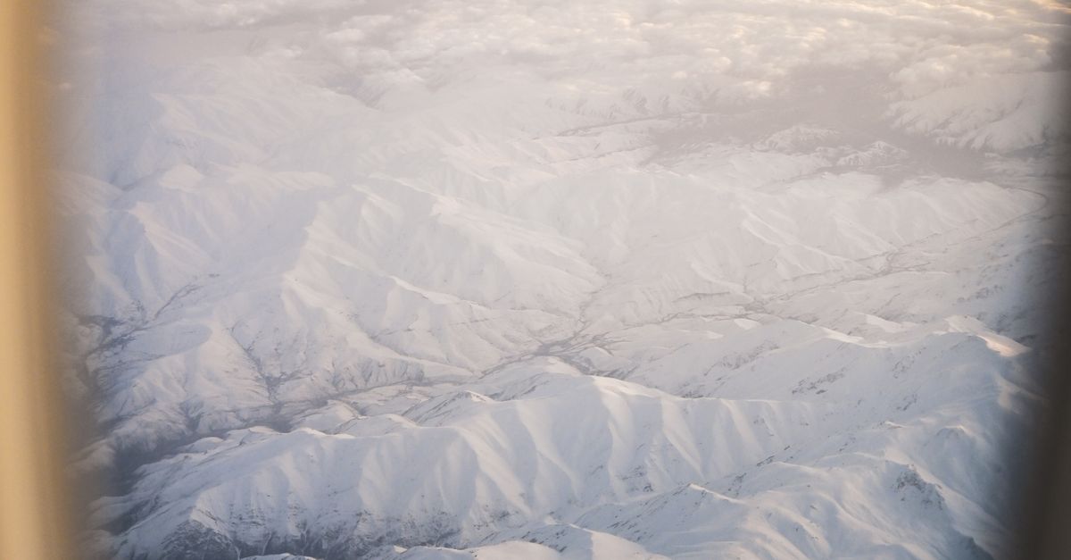 Full Rear Window Back Window Mountains Mountains behind Window · Free Stock Photo
