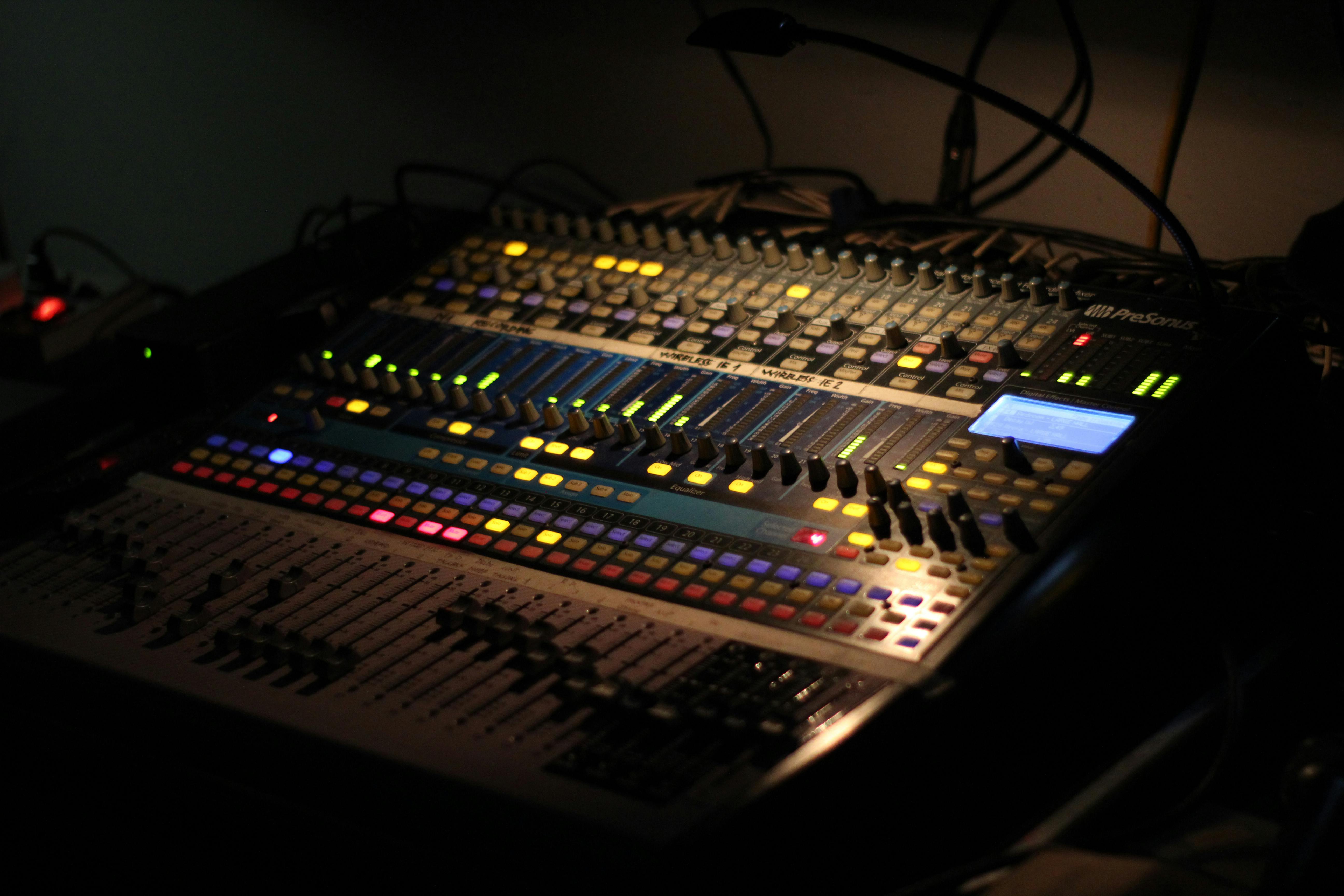 Free stock photo of audio mixer, music, sound mixer