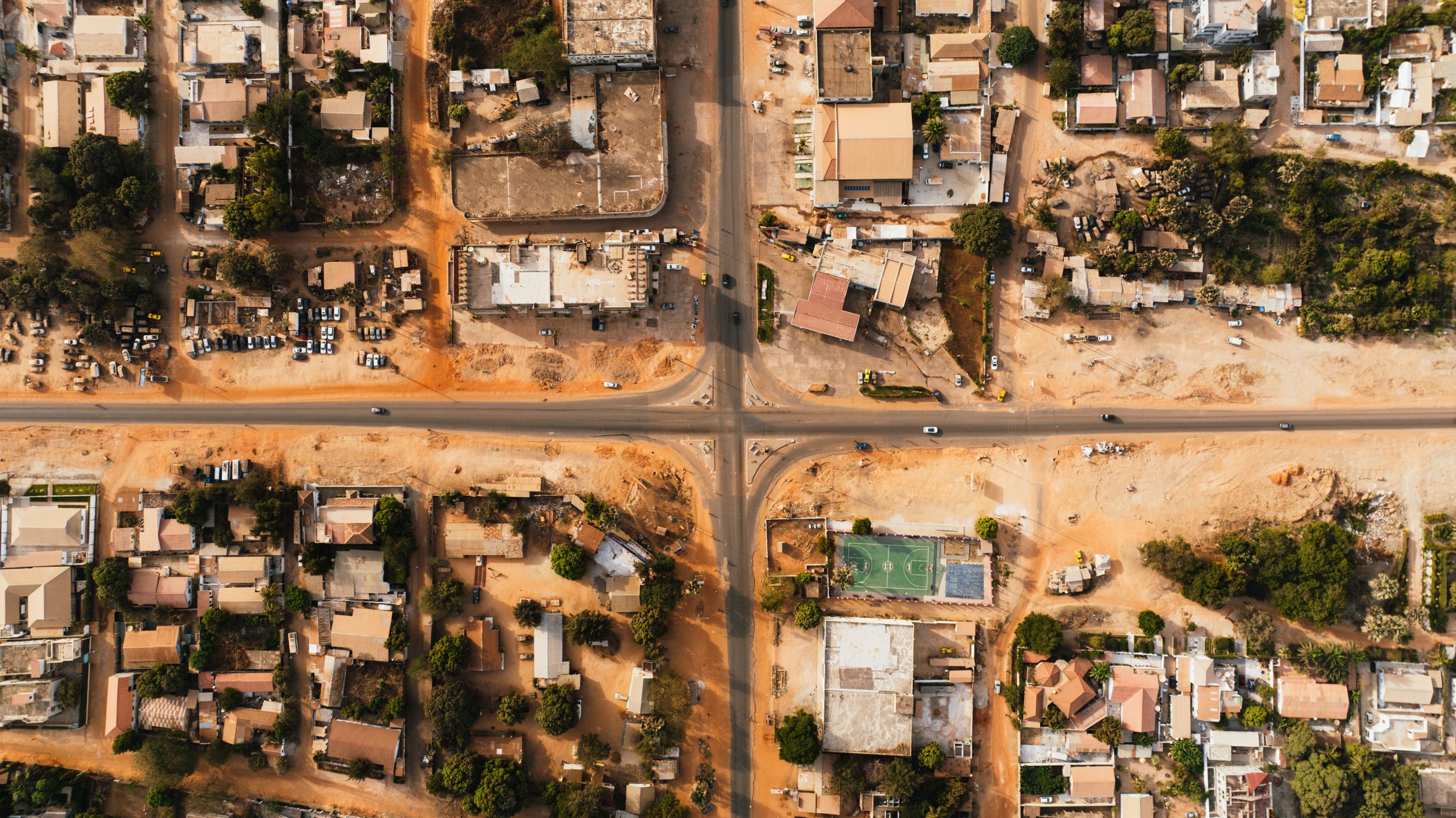 Community Junction Views Birds Eye View of Junction in Town · Free Stock Photo