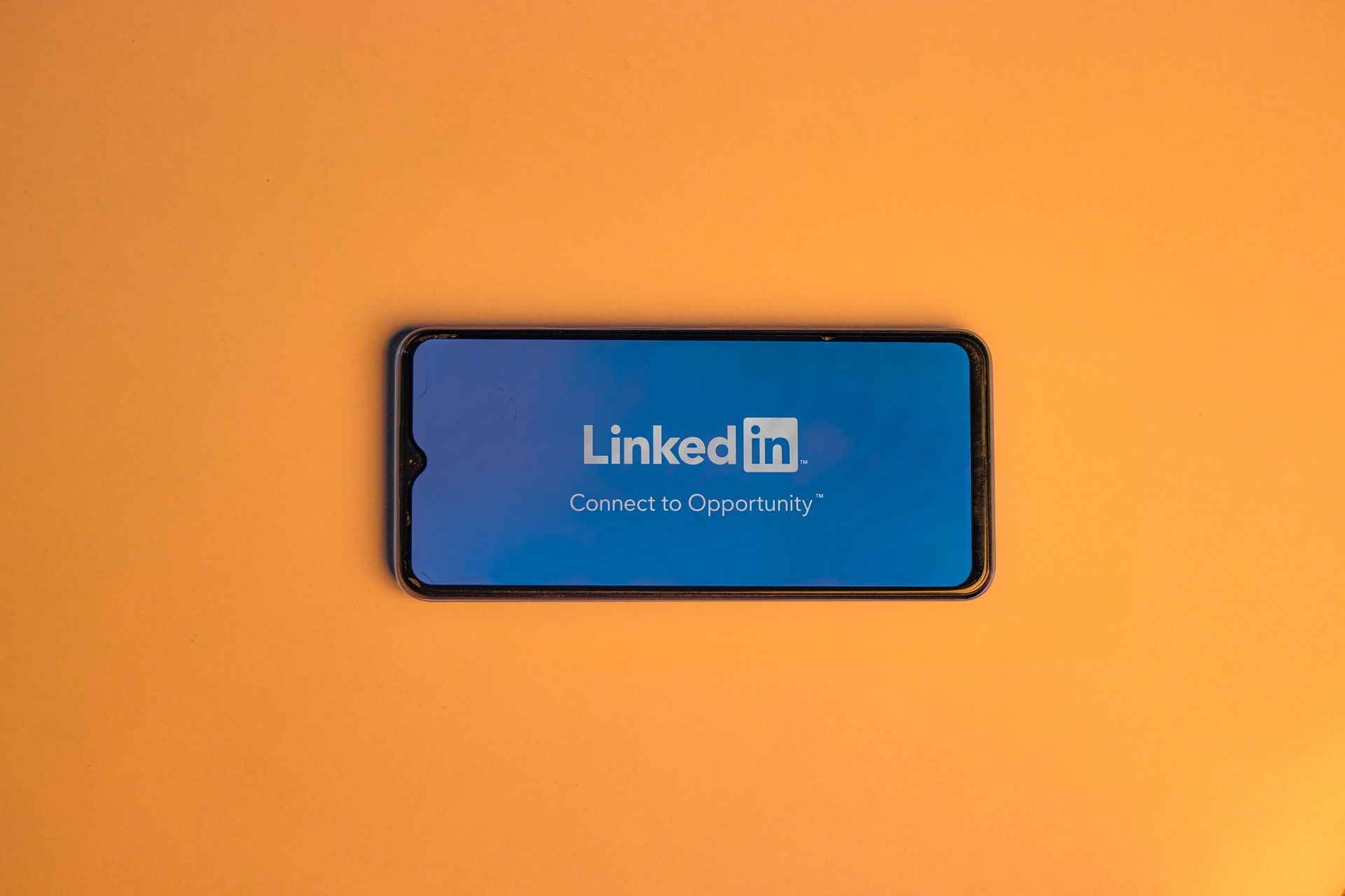 Smartphone with Linkedin App